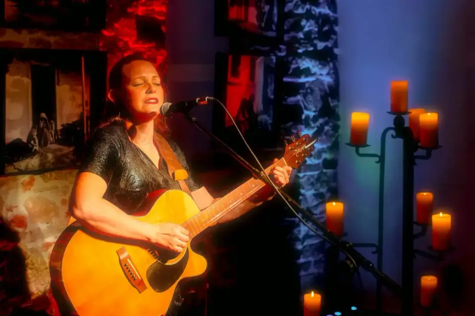 Dorota "Sowa" Kuziela — pieśni na granicy światów [koncert]