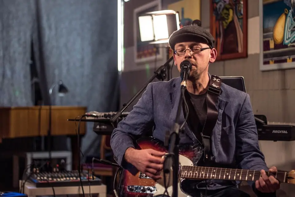 Jeremy Pomeroy @ Wino & Winyle Records.
