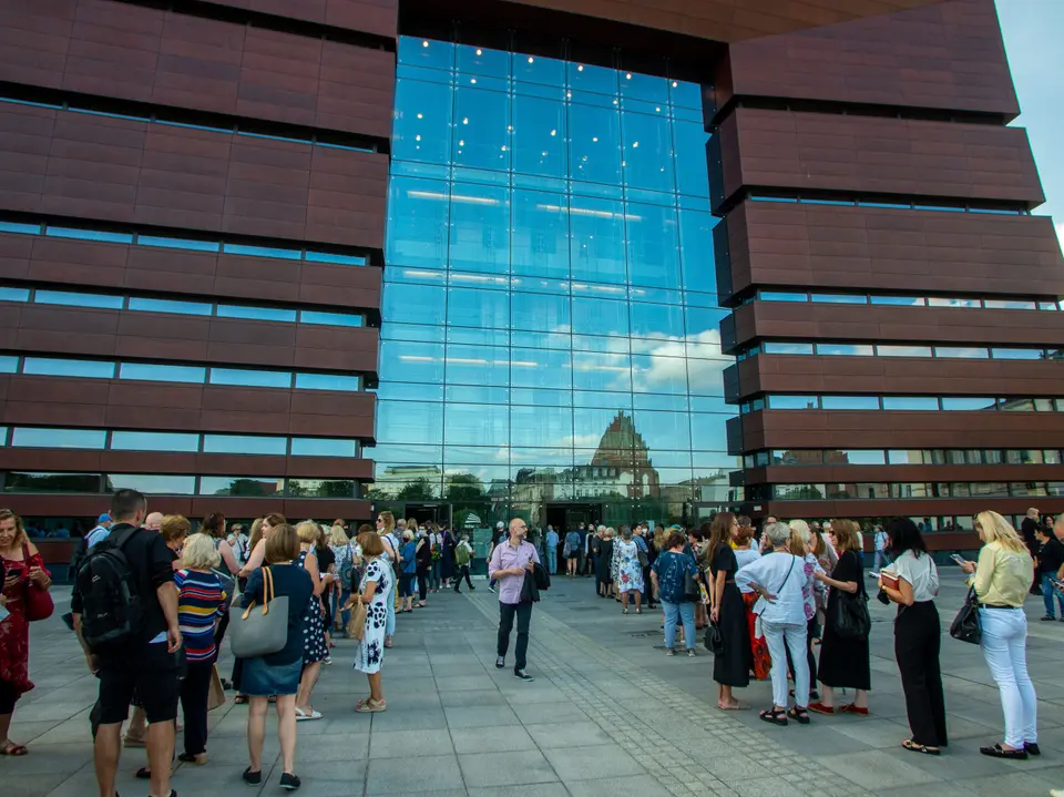 Specjalne ceny biletów dla seniorów do Narodowego Forum Muzyki (NFM)