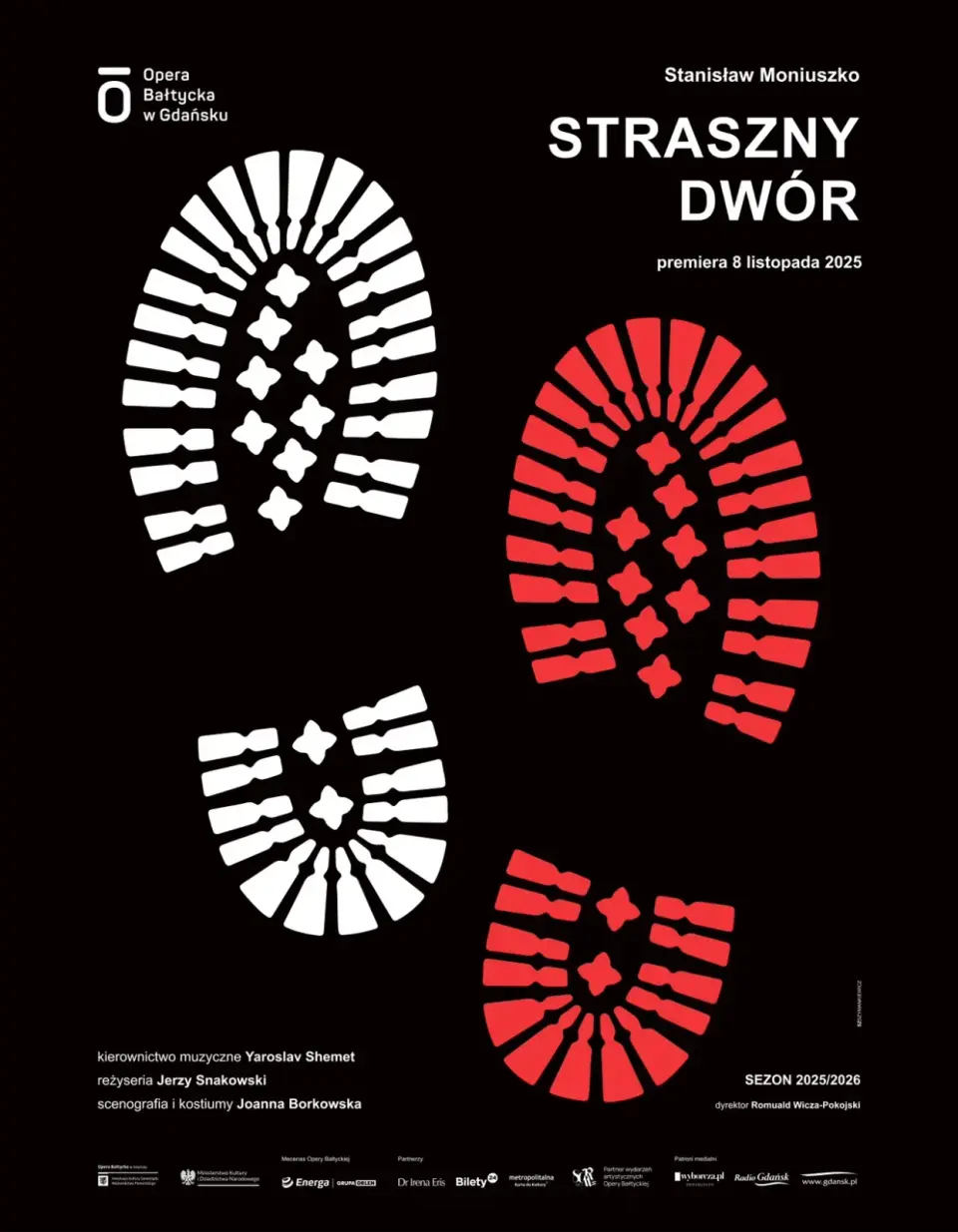 STRASZNY DWÓR